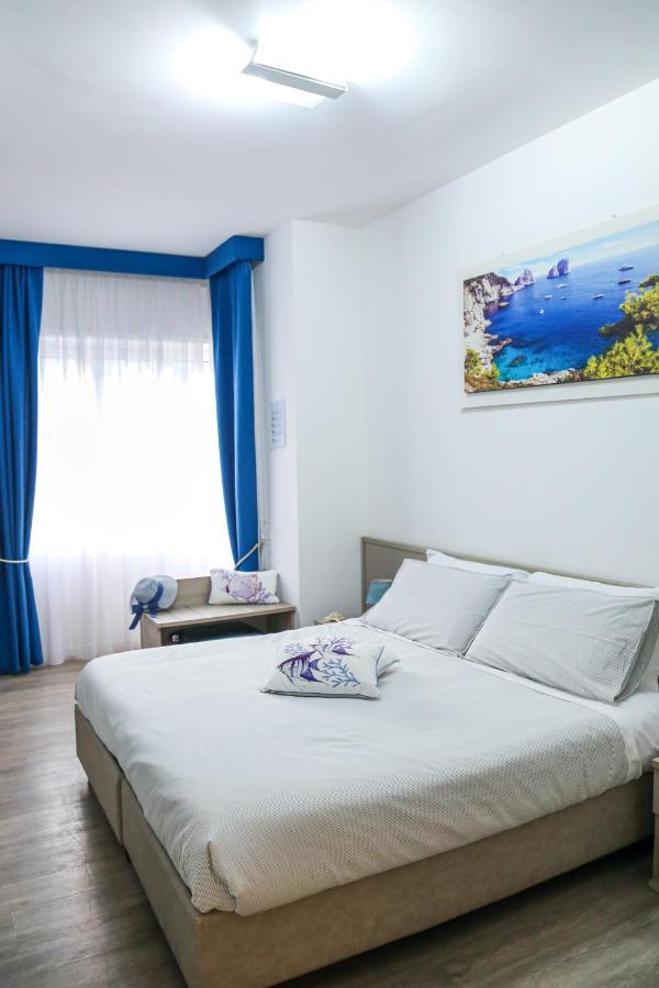 Al Parco II Rota B&B Соренто Екстериор снимка