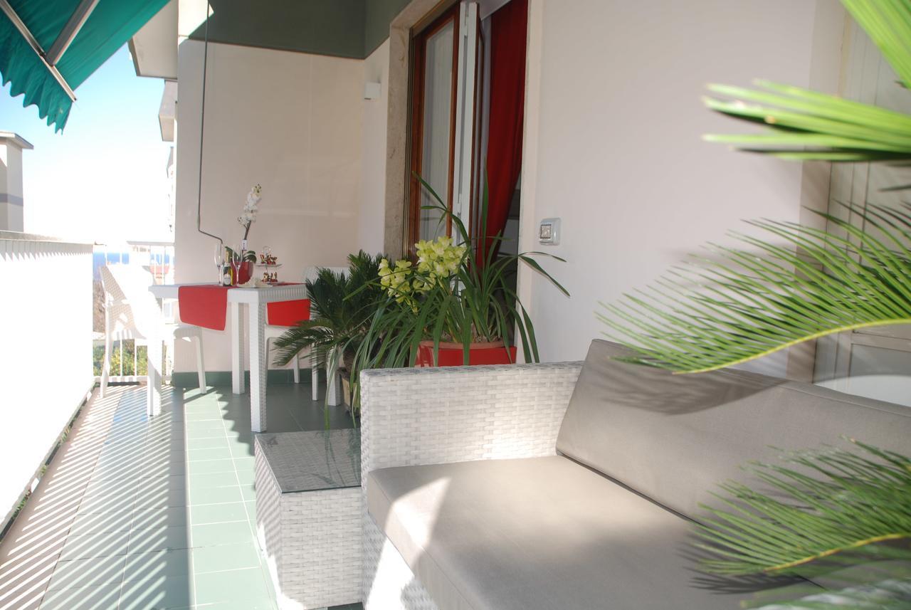 Al Parco II Rota B&B Соренто Екстериор снимка
