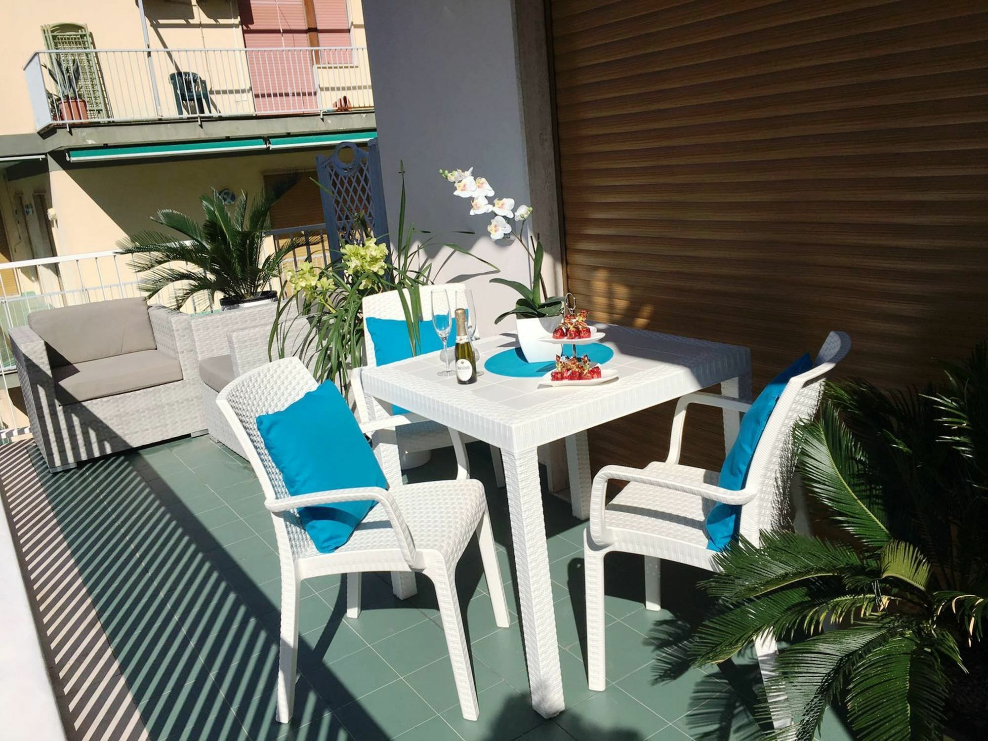 Al Parco II Rota B&B Соренто Екстериор снимка